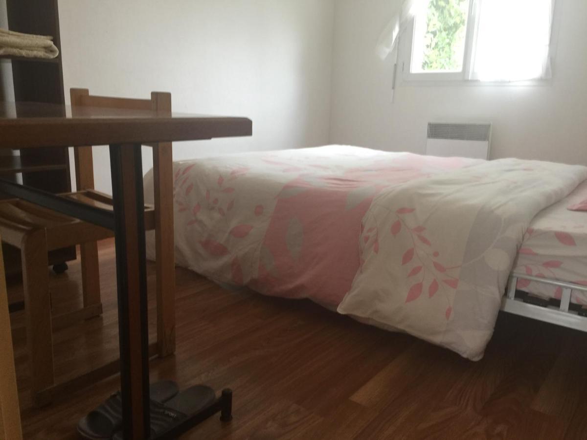 Chambre Privee A Drancy Lägenhet Exteriör bild